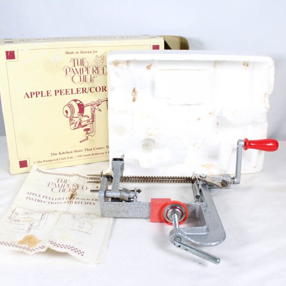 Vintage 1990s Pampered Chef Apple Peeler with Instructions Collectible Kitchen - Picture 9 of 16